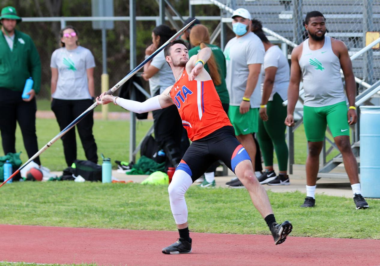 Photos: UTA track and field teams shatter personal records, earn multiple wins in UTA Invitational